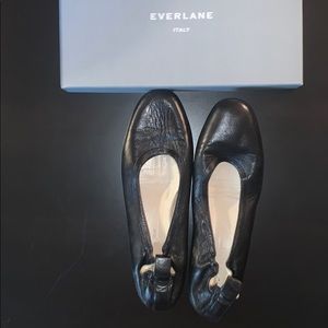 Everlane Day Flat size 10
